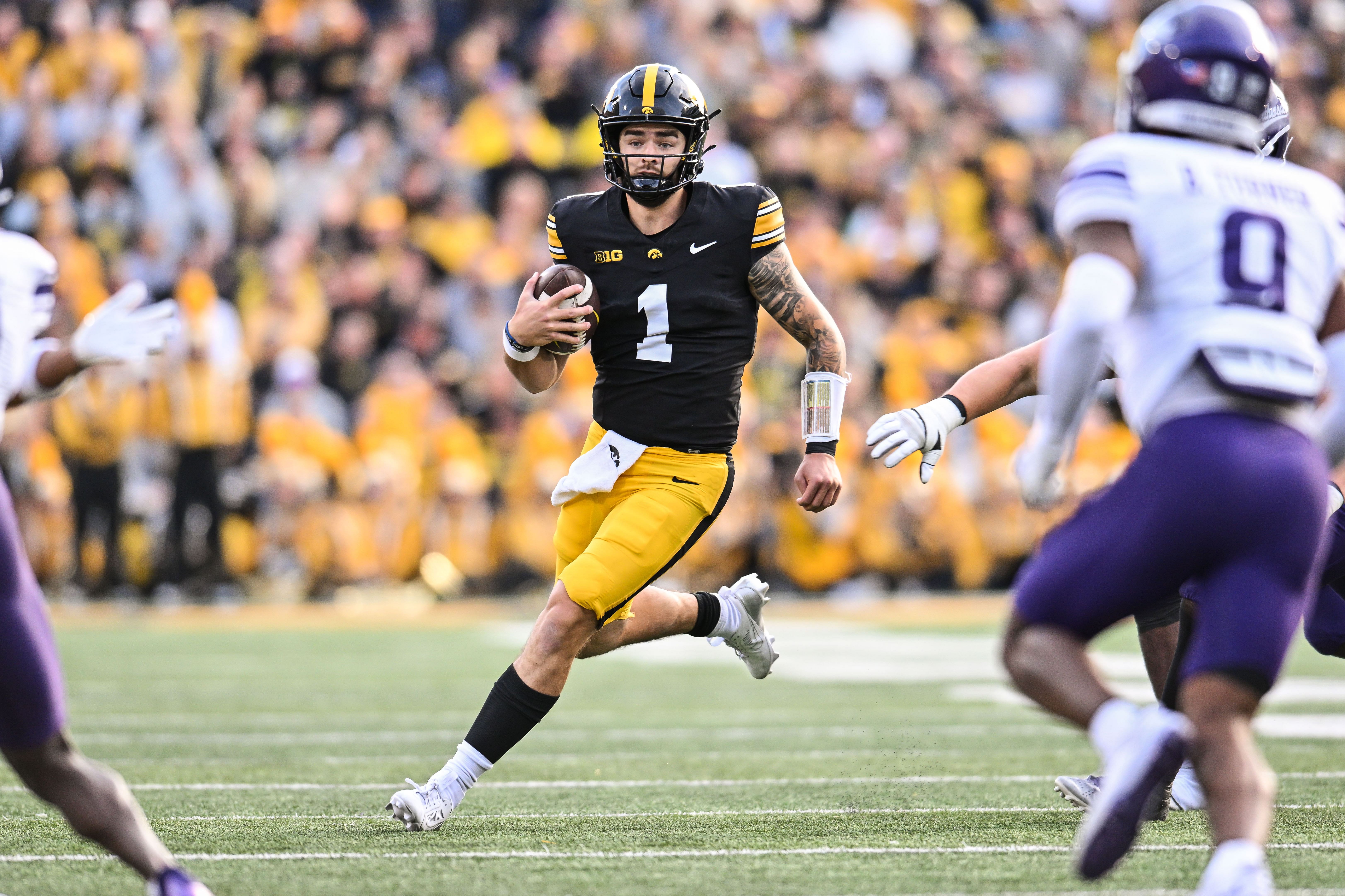 NCAA Football: Iowa Hawkeyes QB Brendan Sullivan - Source: Imagn